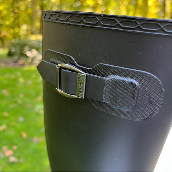 Black Kamik Rain Boots - Size 7 - Picture 4 of 11
